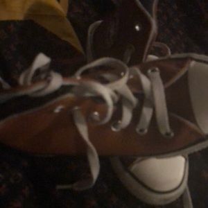 Leather hi top converse all stars